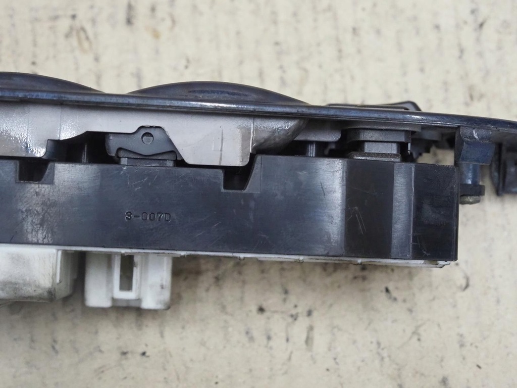 фото №12, Переключатель окон toyota corolla e11 europa