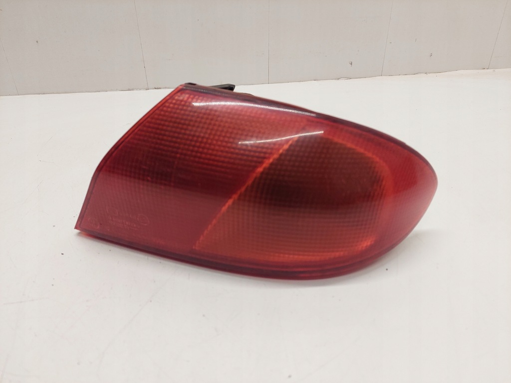 фото №1, Лампа права задня alfa romeo 166