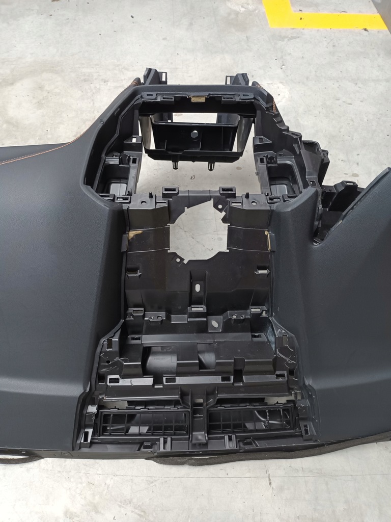 фото №15, Приборная панель консоль подушка безопасности ремни subaru xv ii lift crosstrek оранжевая nić