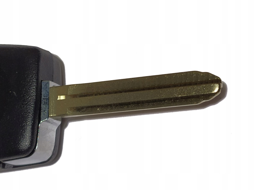 фото №5, Toyota yaris aygo ключ корпус pilot toy43