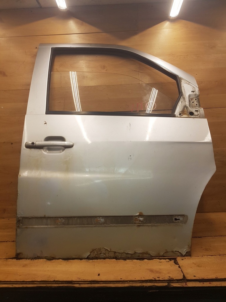 фото №1, Двері перед передні праве mercedes w638 повний vito