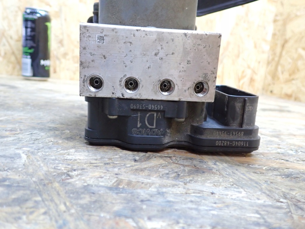 фото №8, Насос abs lexus is iii 200t 300 po lift 2018 europa 89541-53440