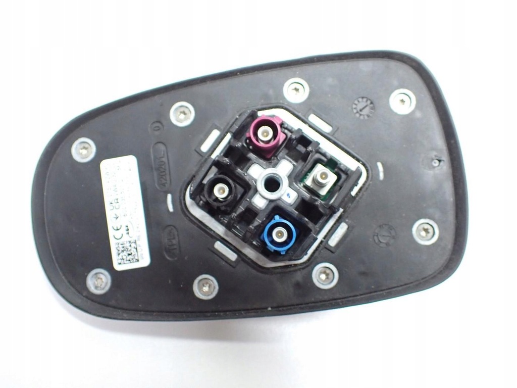 фото №9, Навигация navi радио антенна заводская оригинал 5fj035869b seat arona 22r