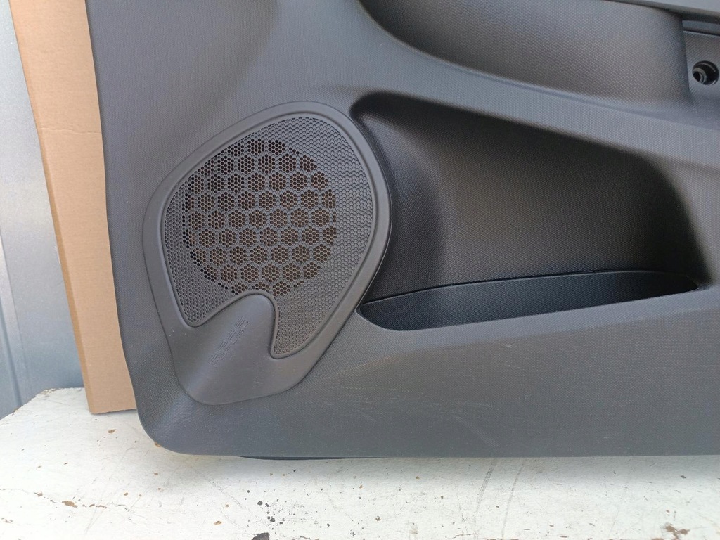 фото №6, Обшивка обивка дверь правый перед renault clio iv 809004539r