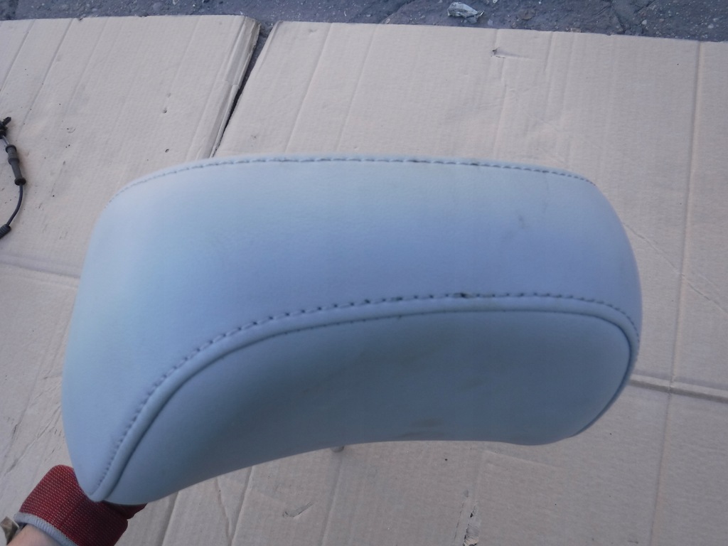 фото №5, Подголовник перед audi a3 8v