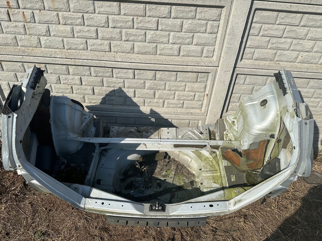 фото №7, Pas задний, задняя, четверть задняя, задняя, поддон mercedes r klasa w251