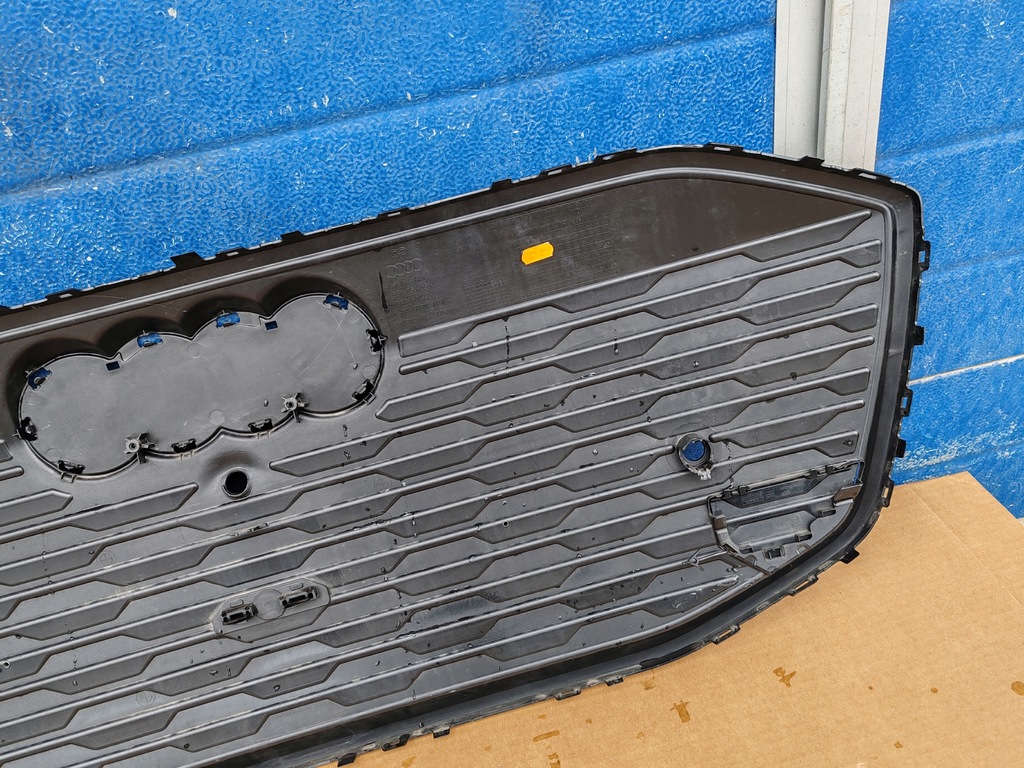 фото №7, Решётка радиатора audi q6 e-tron 85h853653 s-line хороший