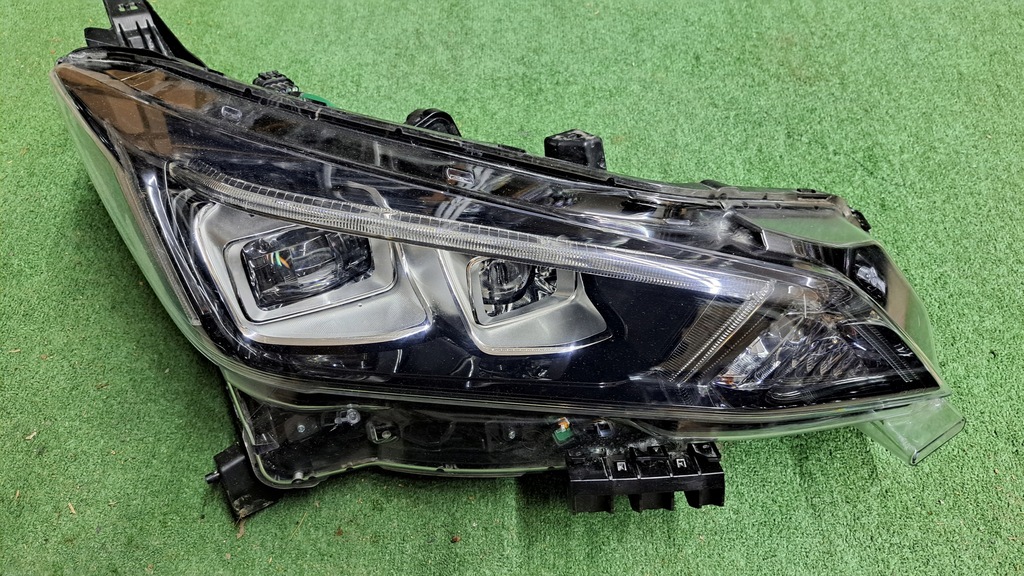 фото №1, Nissan leaf 2 ii full led лампа передняя kpl