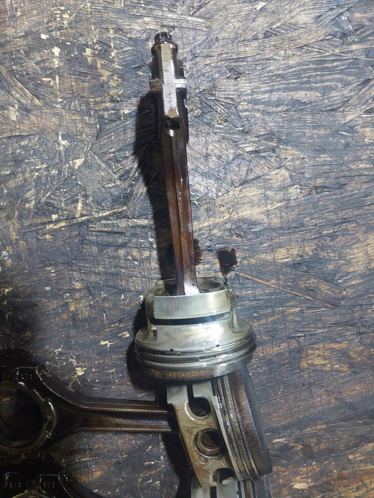 фото №9, Поршень шатун bmw e39 520i m52b20 1xvanos