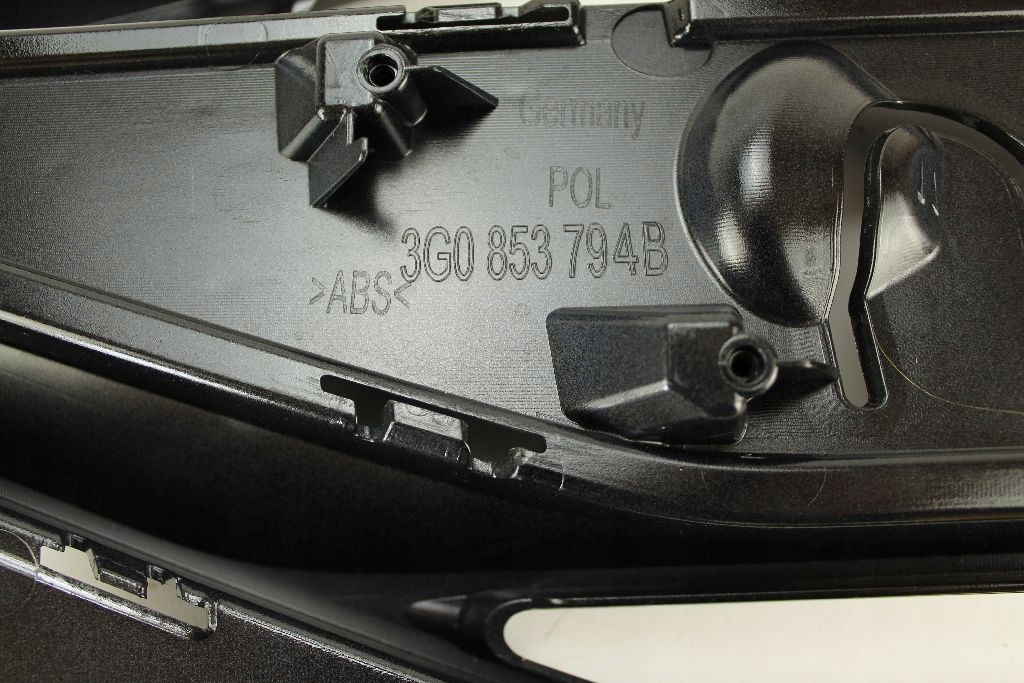 фото №9, Решітка протитуманна фара бампера vw passat b8 r-line права