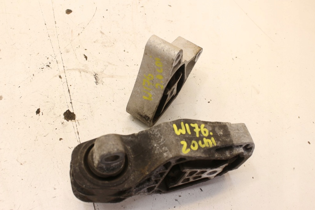 фото №6, Подушка двигателя коробки 2szt. mercedes w176 1.8 cdi