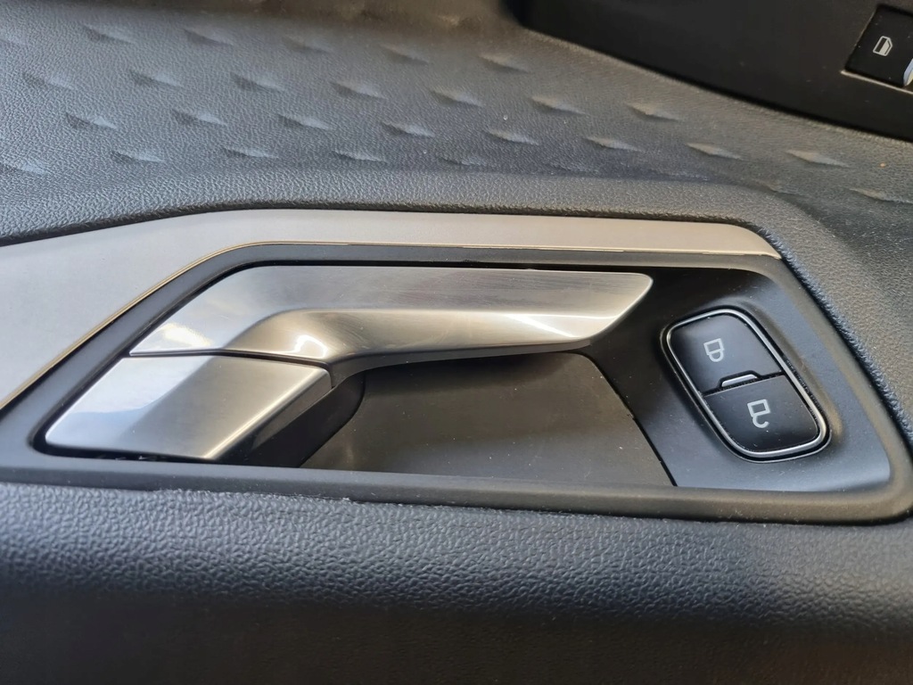 фото №11, Ford escape iv 2020 po правая обшивки дверь