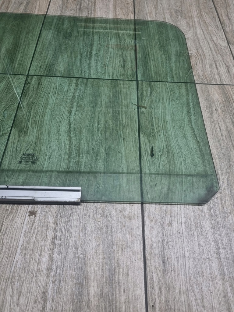 фото №3, Стекло дверь боковая правая renault magnum dxi lift vega