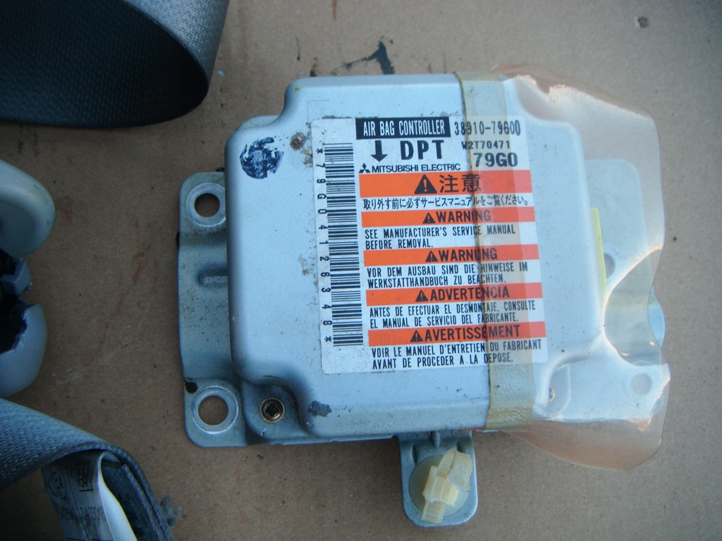 фото №10, Suzuki alto v 98-04 подушки безопасности воздушные ремни датчик