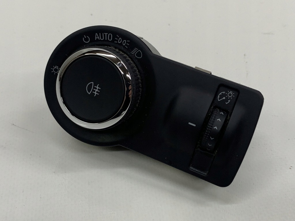фото №1, Opel insignia выключатель света 22901647