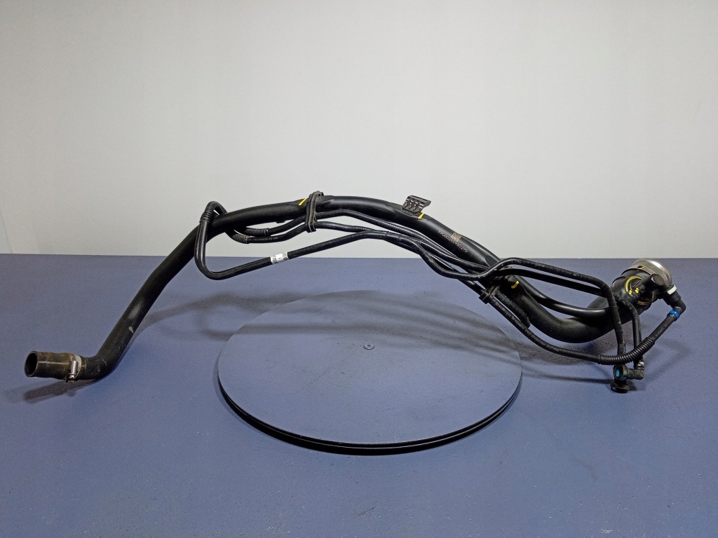 Bmw x5 g05 4.4 b44d труба заливная топлива 7439936 Цена