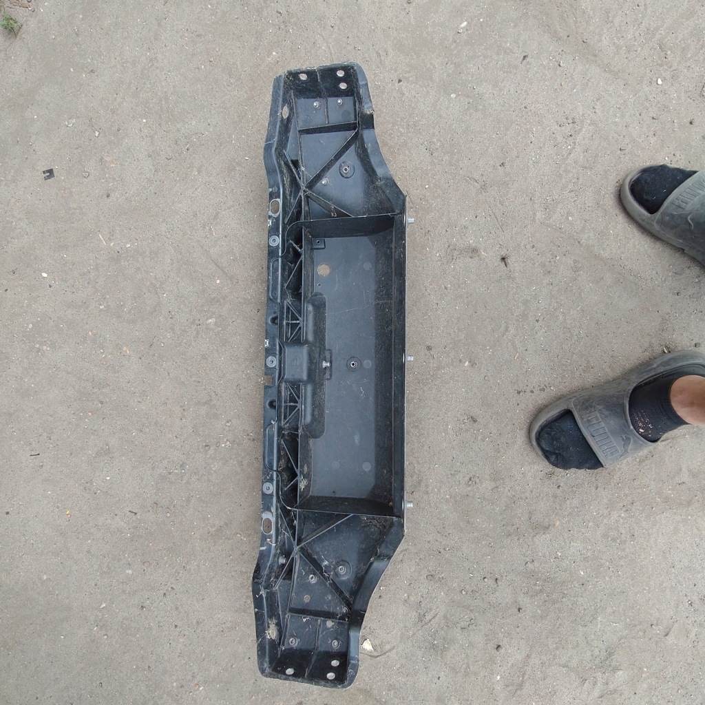 Ремень передний кронштейн средний tesla model x 1035176-00 Оригинал