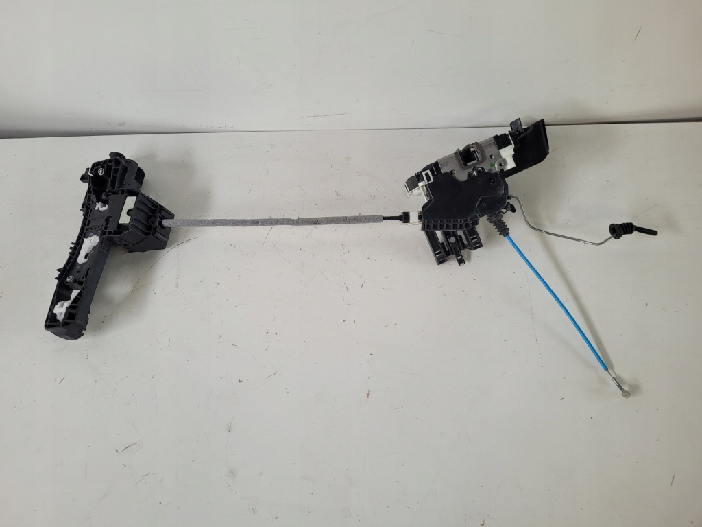 Купить Замок дверь левый перед mercedes w166 a1667200735