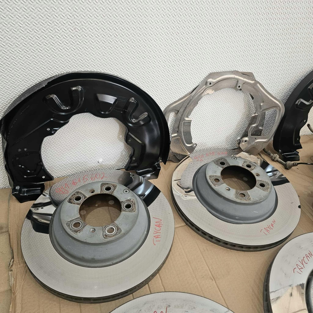 фото №7, Porsche taycan 9j1 тормозные диски суппорты левый правый перед задняя тормоза комплект