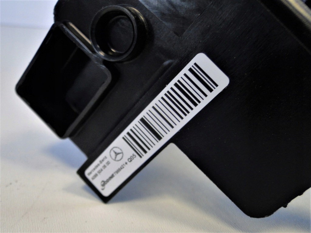 Купити Mercedes glc 253 x/c рама тримач  радіатора ліва