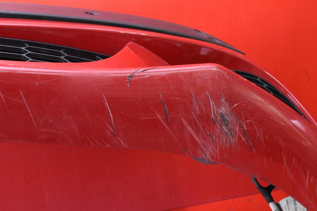 фото №9, Бампер перед передній червоний alfa romeo giulietta 10-16