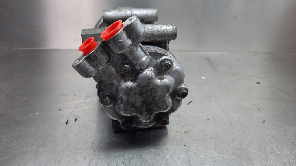 фото №6, Компрессор кондиционера 8200953359--a renault kangoo ii 08-14r 1.5 dci