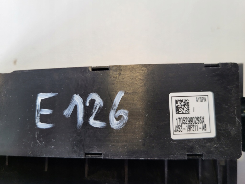 фото №3, F-type рамка дисплея