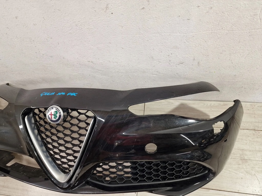 фото №2, Бампер перед alfa romeo giulia омивачі pdc оригінал