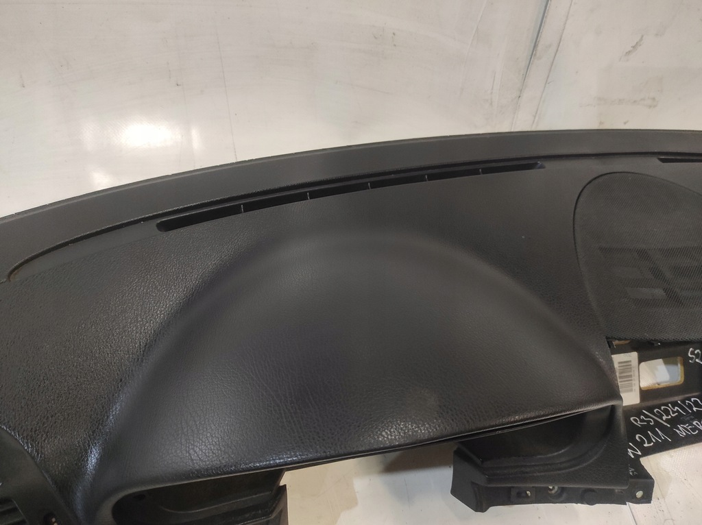 фото №12, Mercedes w211 приборная панель консоль приборная панель приборная