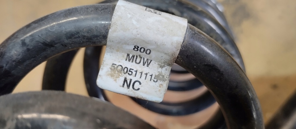 фото №13, Поворотний кулак ступиця важіль підвіска правий задня vw t-roc 1.5 tsi 20r