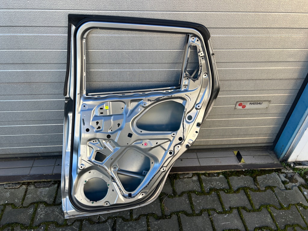 фото №7, Suzuki swift mk8 двері праве задня задні колір znc