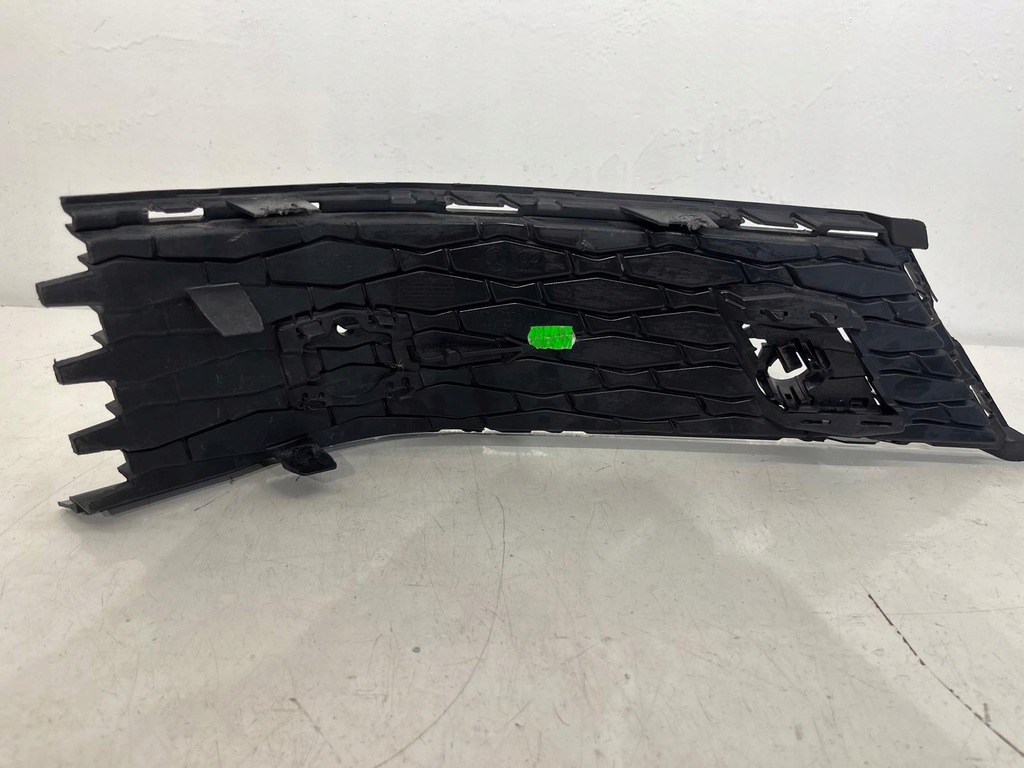 фото №8, Skoda karoq решётка бампера правая 57a807368a