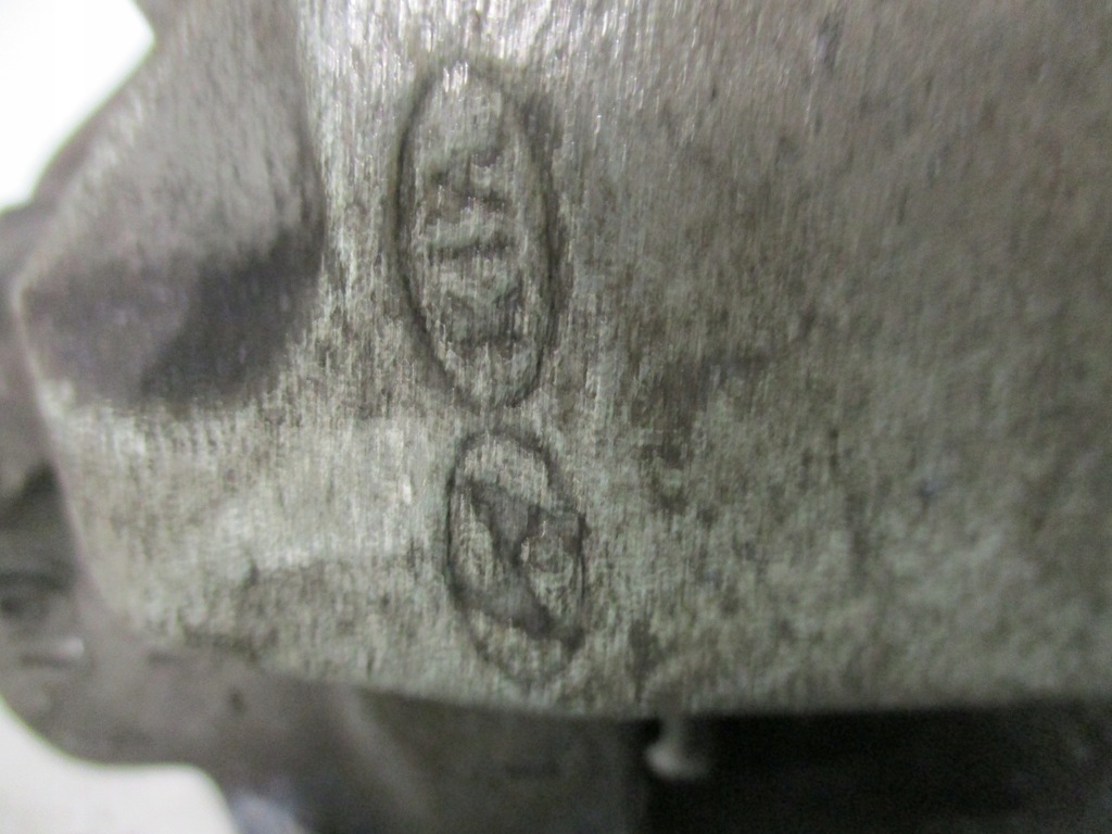 фото №5, Поворотный кулак левая tucson ii 2 1,7 crdi