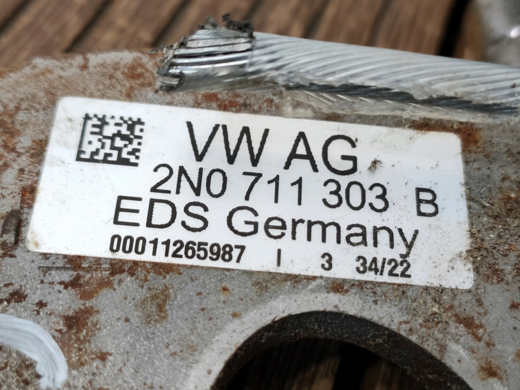 Vw crafter ii man tge 20-24 рычаг тормоза ручного 2n0711303b оригинальный номер с Разборки