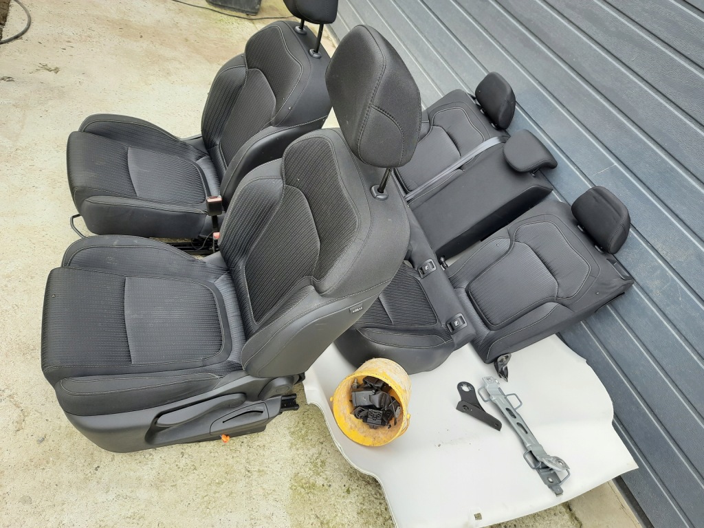 фото №1, Renault megane iv сидіння заднє сидіння кріплення заскочки болти kpl.