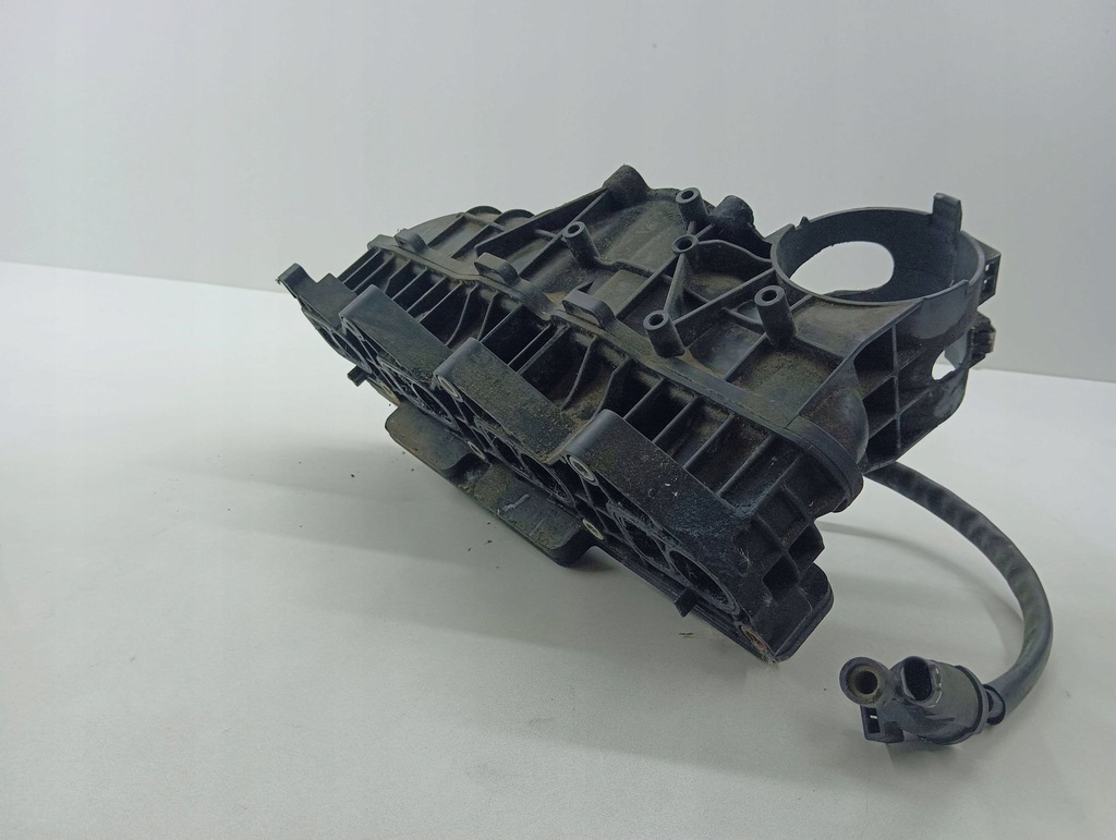 фото №5, Mercedes-benz c w204 2008 колектор всмоктуючий