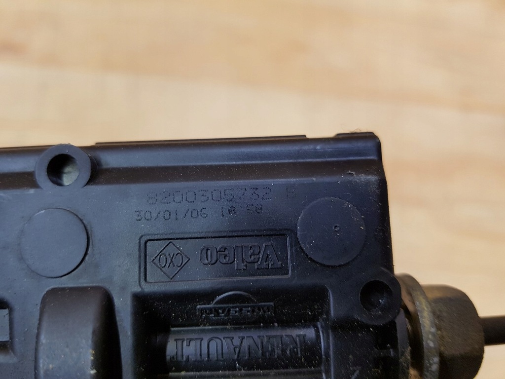 фото №3, Привід кришка заливної пального renault megane ii