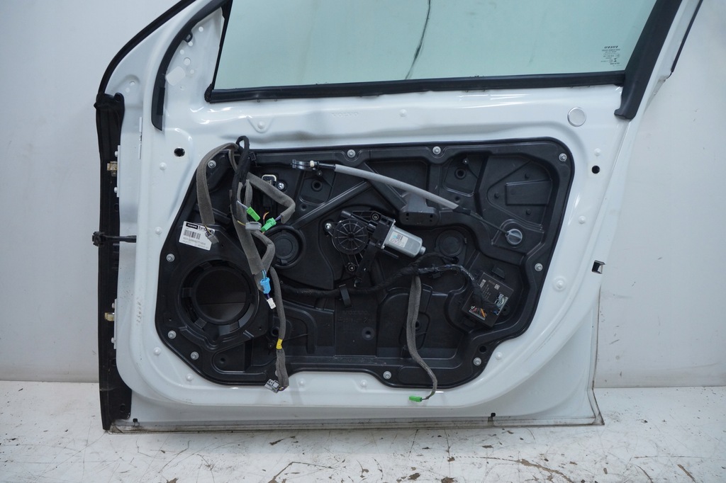 фото №10, Дверь передние правый правое перед volvo v60 i s60 ii 614-46 r design