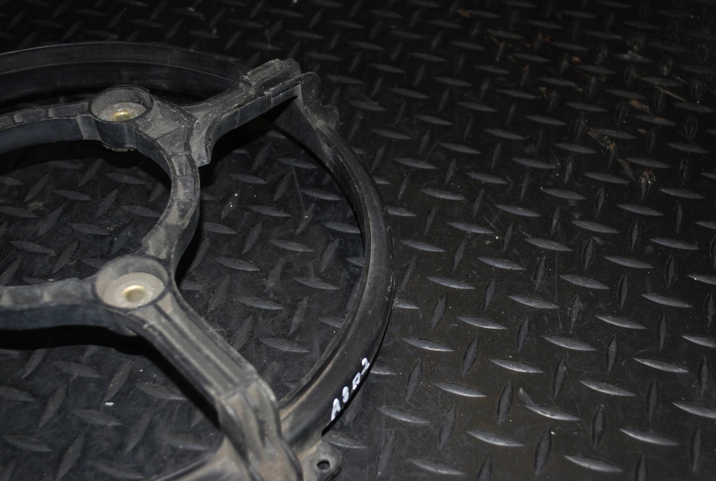 фото №8, Рамка кронштейн вентилятора audi a8 d2