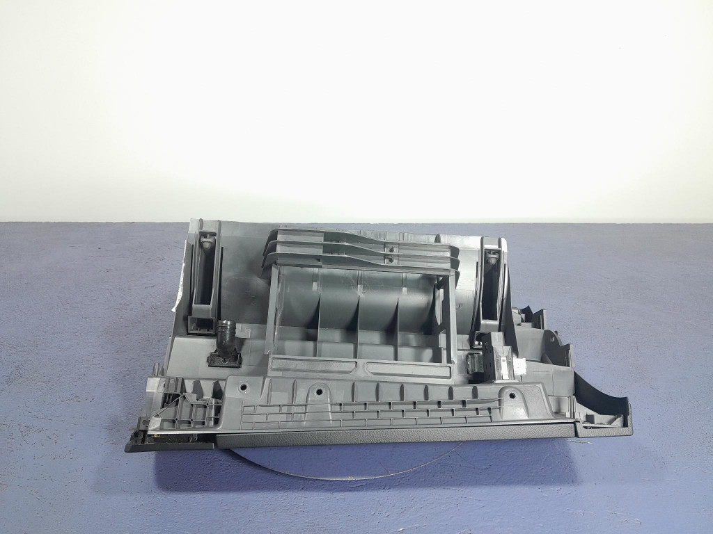 фото №5, Skoda superb iii бардачок пасажира консолі панелі eu 3v1857097al