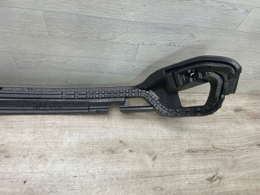 фото №7, Porsche taycan 9j1 2023 перед абсорбер бампера передний