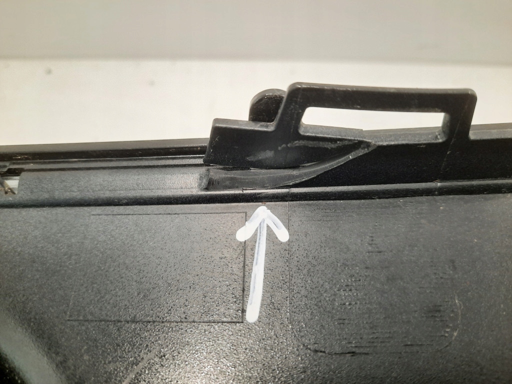 фото №8, Mercedes h243 eqa решётка радиатора / решётка радиатора a2438884200