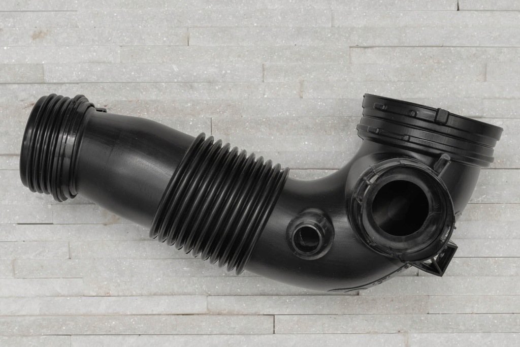 Bmw seria 4 f32 2013-2020 шланг повітрозабірник повітря 13717605638 Зі Шроту