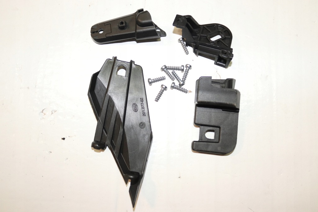 фото №1, Opel corsa e набор ремонтный фара правый