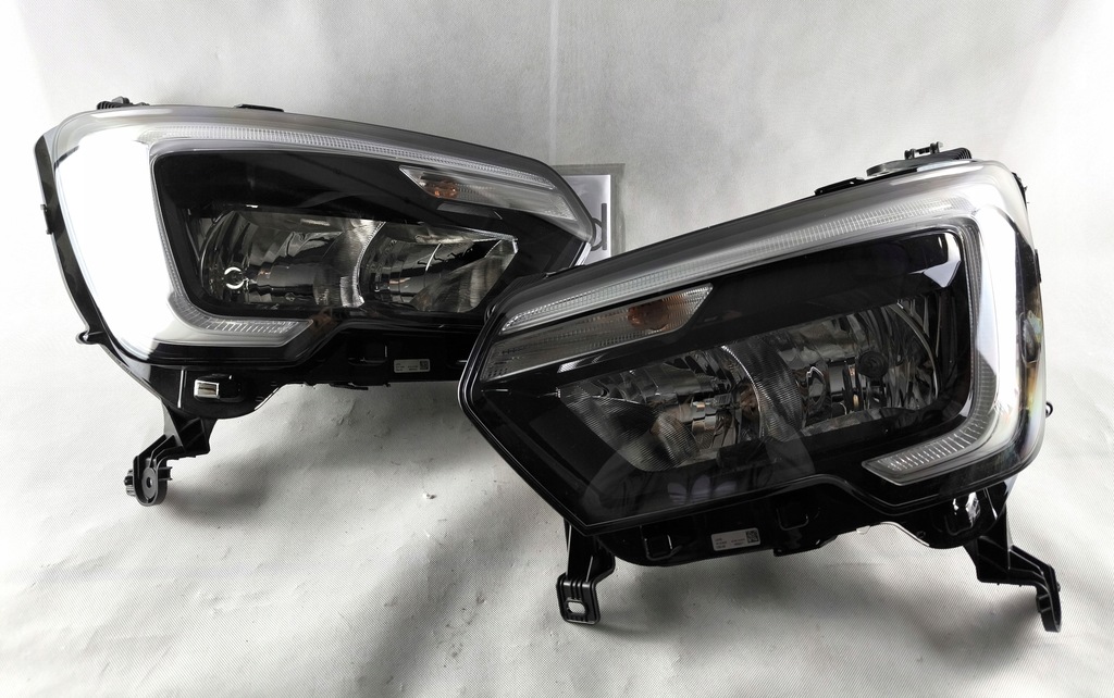 фото №1, Renault master iv лампа relektor левый правый обычная + led