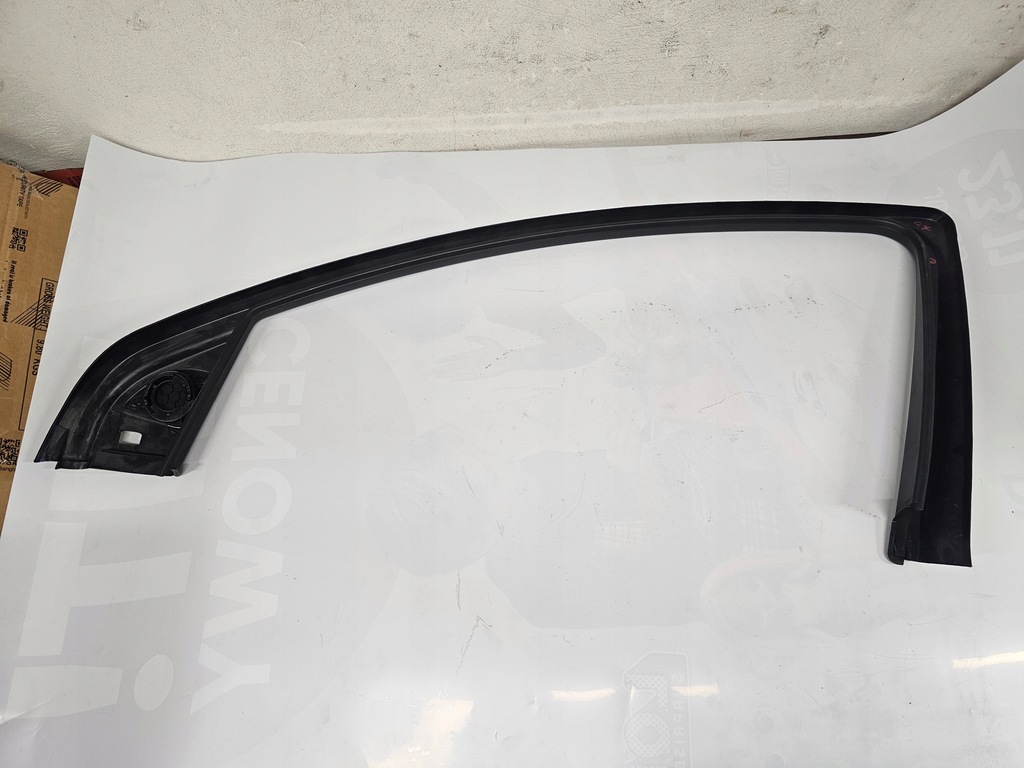 фото №8, Audi q7 4l 07r рамка захист внутрішня двері ліва перед 4l0867609