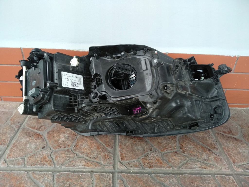 Купить Лампа левая правая full led vw touareg iii 760