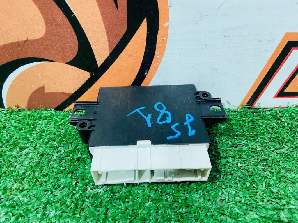 фото №1, Модуль усилителя парковки range rover sport l494 jpla-15c859-am