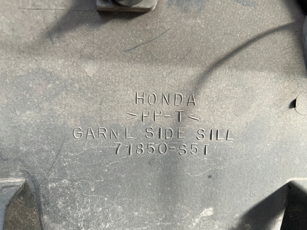 фото №4, Honda civic vii 3d 01-05 rtype левый порог накладка