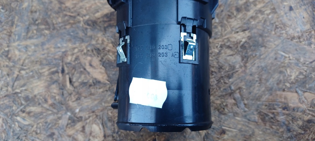 фото №13, Решётка обдув seat перед 1p0819203